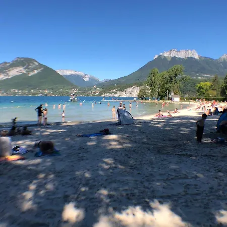 Au Coeur De St Jorioz, Spacieux Avec Terrasse Et Vue Montagne. * Saint-Jorioz