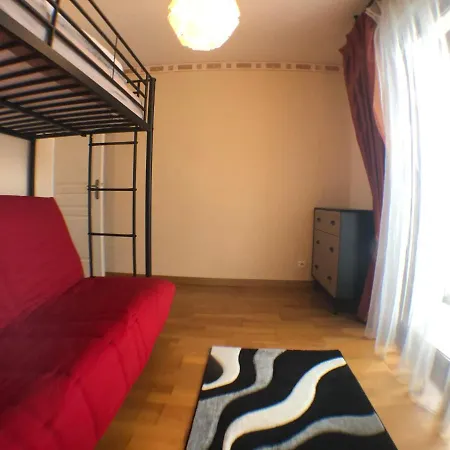 Au Coeur De St Jorioz, Spacieux Avec Terrasse Et Vue Montagne. Apartment Saint-Jorioz
