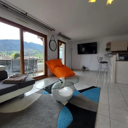 Au Coeur De St Jorioz, Spacieux Avec Terrasse Et Vue Montagne. Apartment Saint-Jorioz