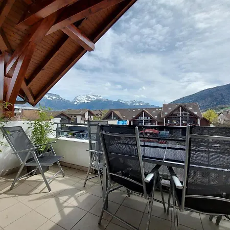 Apartment Au Coeur De St Jorioz, Spacieux Avec Terrasse Et Vue Montagne.